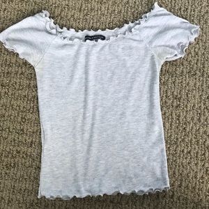 BRANDY MELVILLE OFF THE SHOULDER TOP